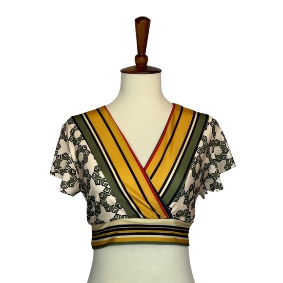 Retro Green Geometric Ruffled Wrap Top Bikini - Picture 4 of 16